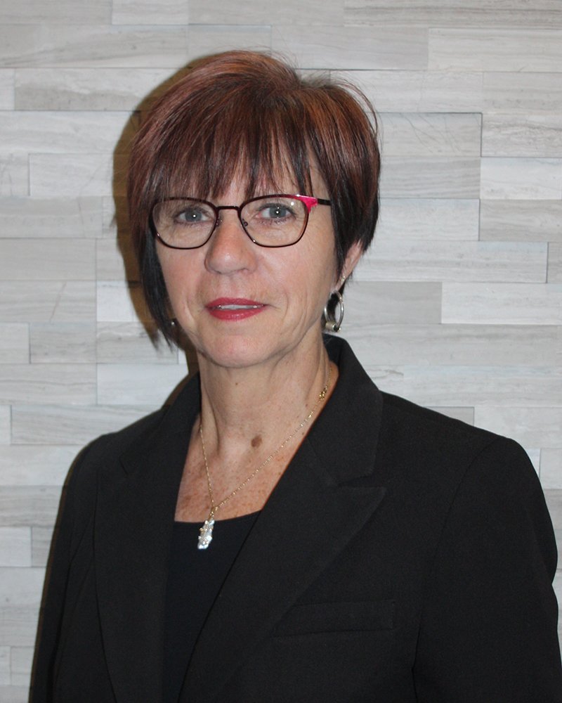 Linda Bemben | Receptionist